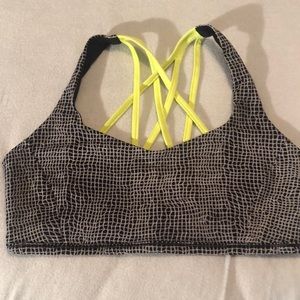 Lululemon Free to Be Serene bra